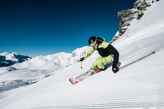 Skifahren im Skiurlaub in Obertauern, Salzburger Land